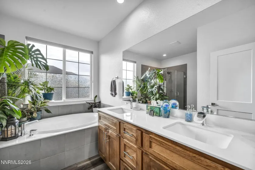 1357 Grove, Carson City, Nevada 89701, 4 Bedrooms Bedrooms, ,4 BathroomsBathrooms,Residential,Residential,Grove,0,260009047