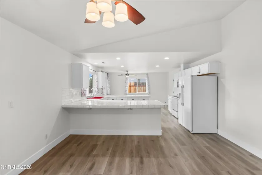 9830 Crystalline, Reno, Nevada 89506, 3 Bedrooms Bedrooms, ,2 BathroomsBathrooms,Residential,Residential,Crystalline,0,260009048