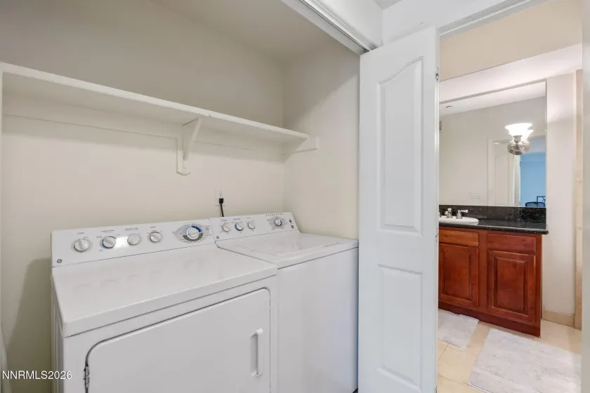 200 2nd, Reno, Nevada 89501, 2 Bedrooms Bedrooms, ,2 BathroomsBathrooms,Residential,Residential,2nd,0,260009051