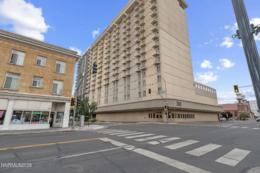 200 2nd, Reno, Nevada 89501, 2 Bedrooms Bedrooms, ,2 BathroomsBathrooms,Residential,Residential,2nd,0,260009051