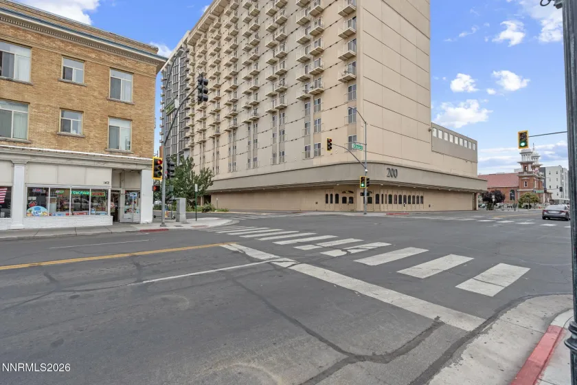 200 2nd, Reno, Nevada 89501, 2 Bedrooms Bedrooms, ,2 BathroomsBathrooms,Residential,Residential,2nd,0,260009051