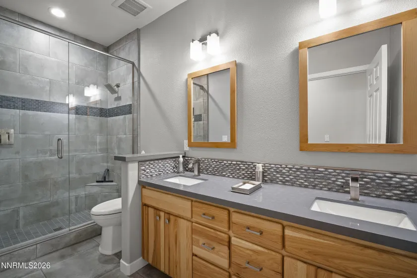 6547 Rey Del Sierra, Sparks, Nevada 89436, 3 Bedrooms Bedrooms, ,2 BathroomsBathrooms,Residential,Residential,Rey Del Sierra,0,260009054