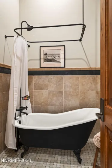 231 Sheridan Creek, Gardnerville, Nevada 89460, 5 Bedrooms Bedrooms, ,5 BathroomsBathrooms,Residential,Residential,Sheridan Creek,0,260009056
