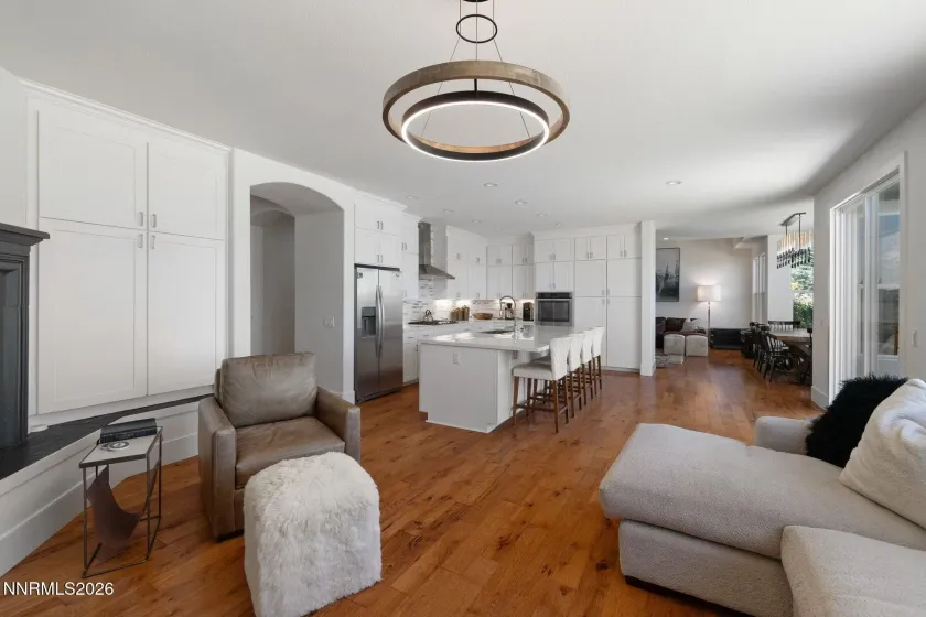 3395 Forest View, Reno, Nevada 89511, 4 Bedrooms Bedrooms, ,4 BathroomsBathrooms,Residential,Residential,Forest View,0,260009059