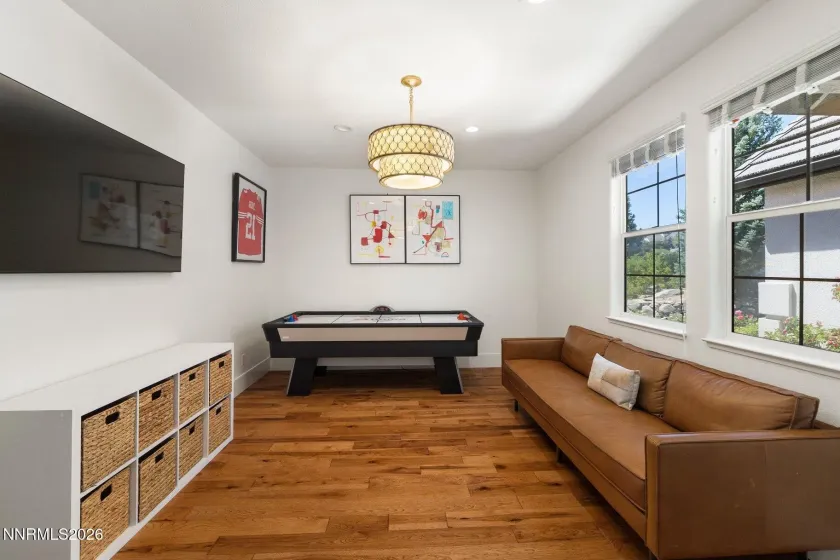 3395 Forest View, Reno, Nevada 89511, 4 Bedrooms Bedrooms, ,4 BathroomsBathrooms,Residential,Residential,Forest View,0,260009059