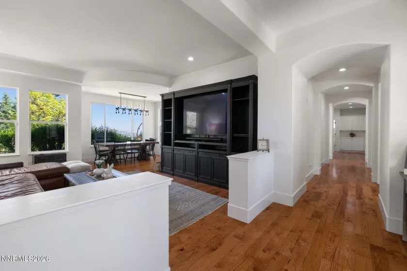 3395 Forest View, Reno, Nevada 89511, 4 Bedrooms Bedrooms, ,4 BathroomsBathrooms,Residential,Residential,Forest View,0,260009059