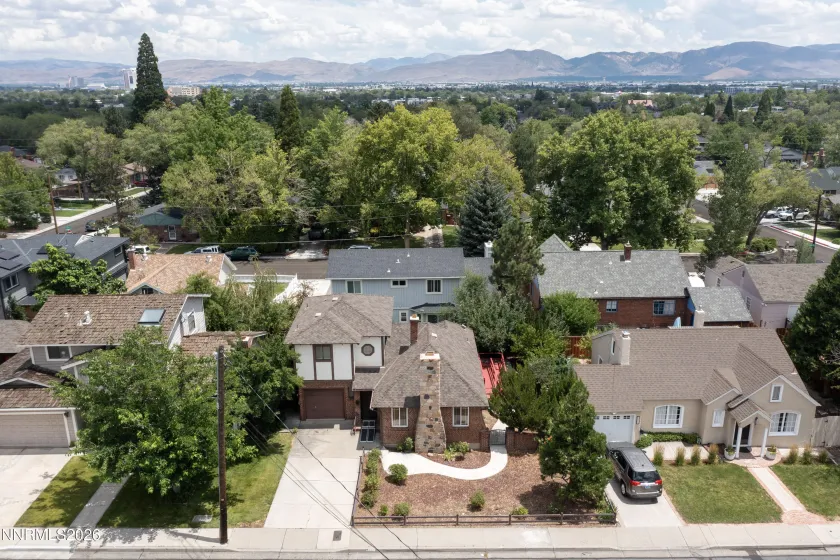 1314 Arlington, Reno, Nevada 89509, 2 Bedrooms Bedrooms, ,2 BathroomsBathrooms,Residential,Residential,Arlington,0,260009062