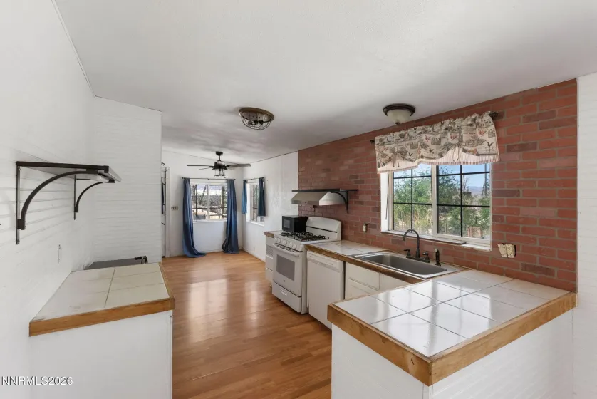 6305 Crumlish, Stagecoach, Nevada 89429, 3 Bedrooms Bedrooms, ,2 BathroomsBathrooms,Residential,Residential,Crumlish,0,260009064