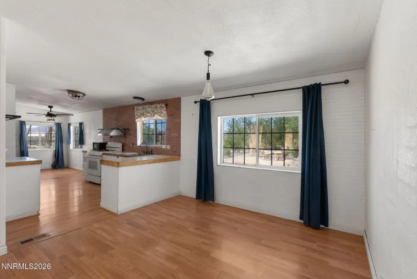 6305 Crumlish, Stagecoach, Nevada 89429, 3 Bedrooms Bedrooms, ,2 BathroomsBathrooms,Residential,Residential,Crumlish,0,260009064