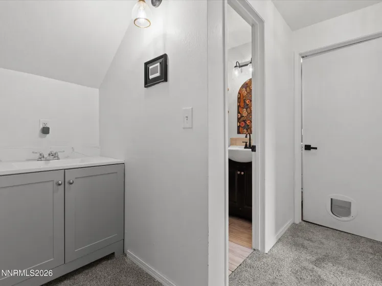 1025 Emerson, Sparks, Nevada 89431, 4 Bedrooms Bedrooms, ,3 BathroomsBathrooms,Residential,Residential,Emerson,0,260009066