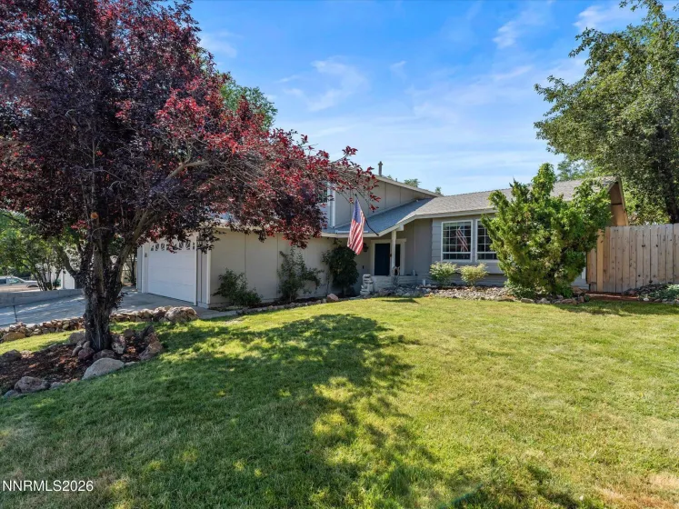 1025 Emerson, Sparks, Nevada 89431, 4 Bedrooms Bedrooms, ,3 BathroomsBathrooms,Residential,Residential,Emerson,0,260009066