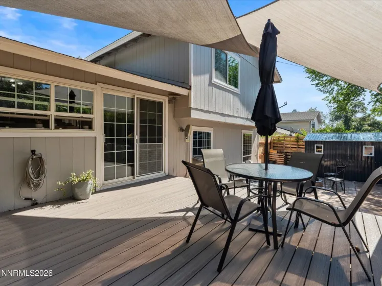 1025 Emerson, Sparks, Nevada 89431, 4 Bedrooms Bedrooms, ,3 BathroomsBathrooms,Residential,Residential,Emerson,0,260009066