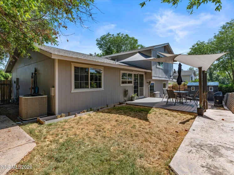 1025 Emerson, Sparks, Nevada 89431, 4 Bedrooms Bedrooms, ,3 BathroomsBathrooms,Residential,Residential,Emerson,0,260009066