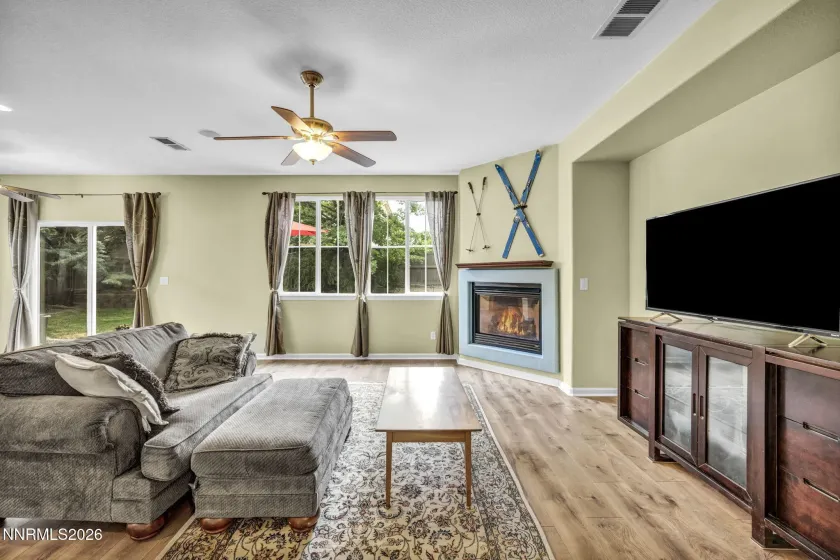 590 Little Sorrel, Reno, Nevada 89521, 4 Bedrooms Bedrooms, ,3 BathroomsBathrooms,Residential,Residential,Little Sorrel,0,260009067