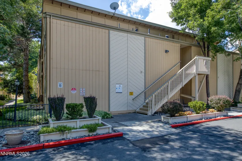 2300 Dickerson, Reno, Nevada 89503, 2 Bedrooms Bedrooms, ,2 BathroomsBathrooms,Residential,Residential,Dickerson,0,260009070