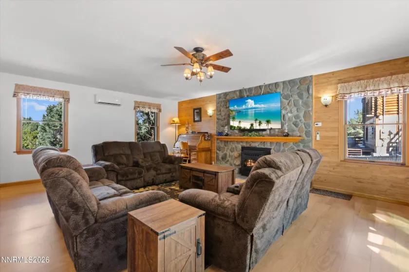 21595 Dortort, Reno, Nevada 89521, 4 Bedrooms Bedrooms, ,3 BathroomsBathrooms,Residential,Residential,Dortort,0,260009071