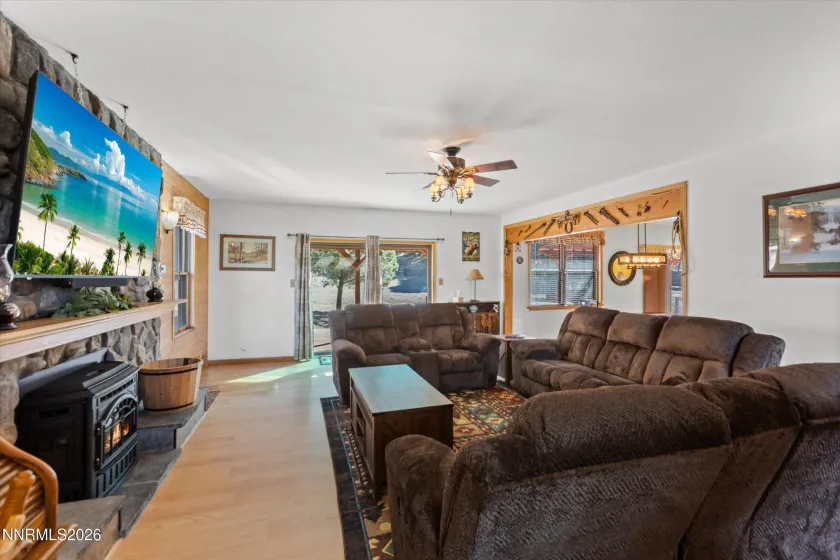 21595 Dortort, Reno, Nevada 89521, 4 Bedrooms Bedrooms, ,3 BathroomsBathrooms,Residential,Residential,Dortort,0,260009071