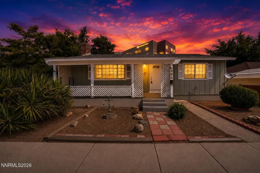575 Claremont, Reno, Nevada 89502, 2 Bedrooms Bedrooms, ,2 BathroomsBathrooms,Residential,Residential,Claremont,0,260009074