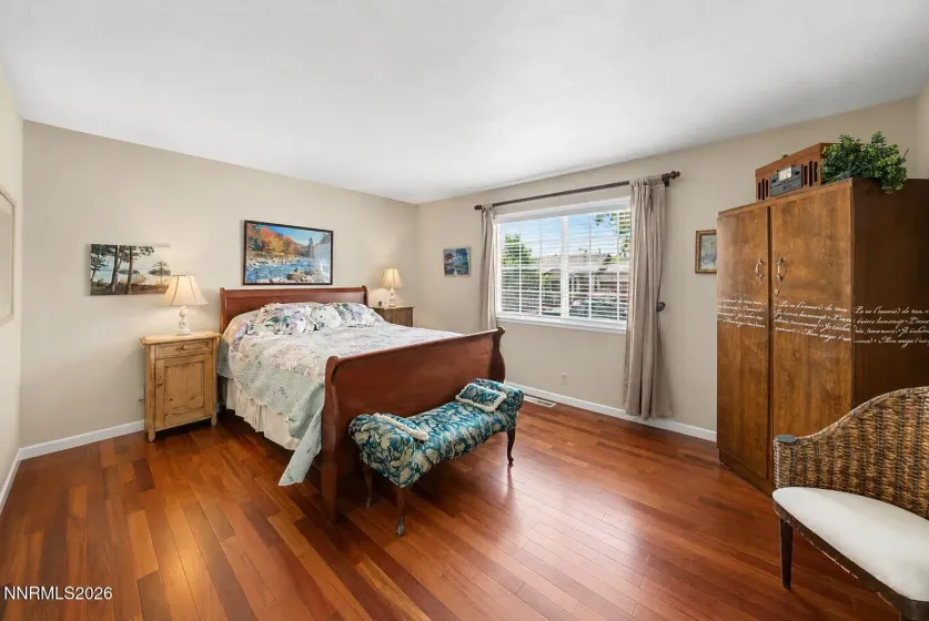 575 Claremont, Reno, Nevada 89502, 2 Bedrooms Bedrooms, ,2 BathroomsBathrooms,Residential,Residential,Claremont,0,260009074