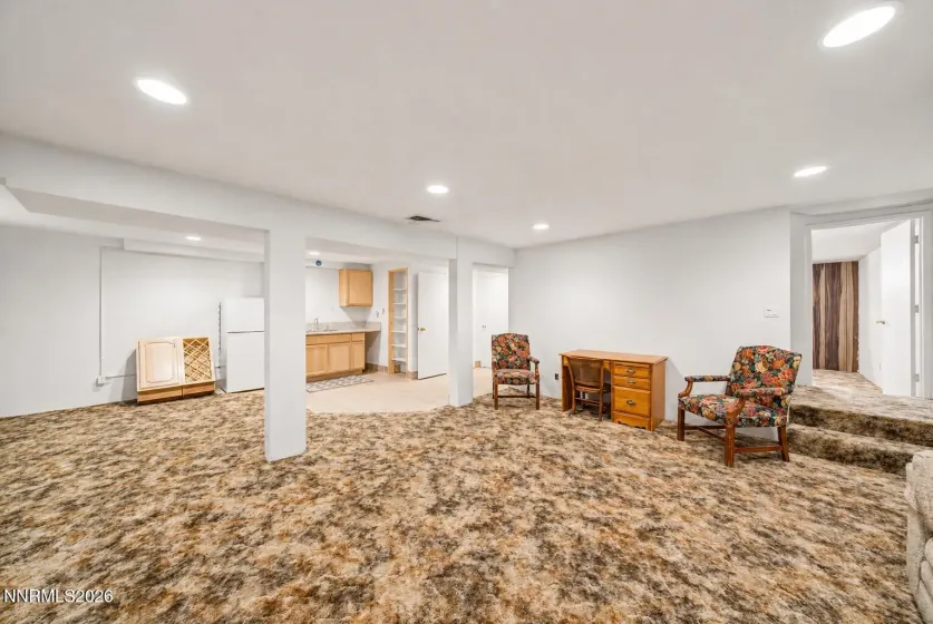 575 Claremont, Reno, Nevada 89502, 2 Bedrooms Bedrooms, ,2 BathroomsBathrooms,Residential,Residential,Claremont,0,260009074