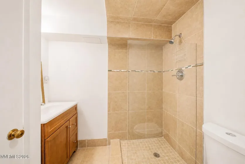 575 Claremont, Reno, Nevada 89502, 2 Bedrooms Bedrooms, ,2 BathroomsBathrooms,Residential,Residential,Claremont,0,260009074