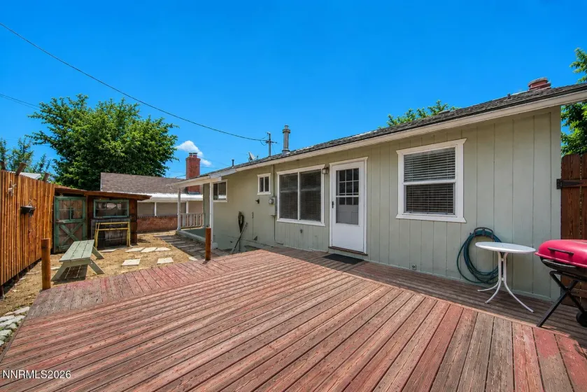 575 Claremont, Reno, Nevada 89502, 2 Bedrooms Bedrooms, ,2 BathroomsBathrooms,Residential,Residential,Claremont,0,260009074