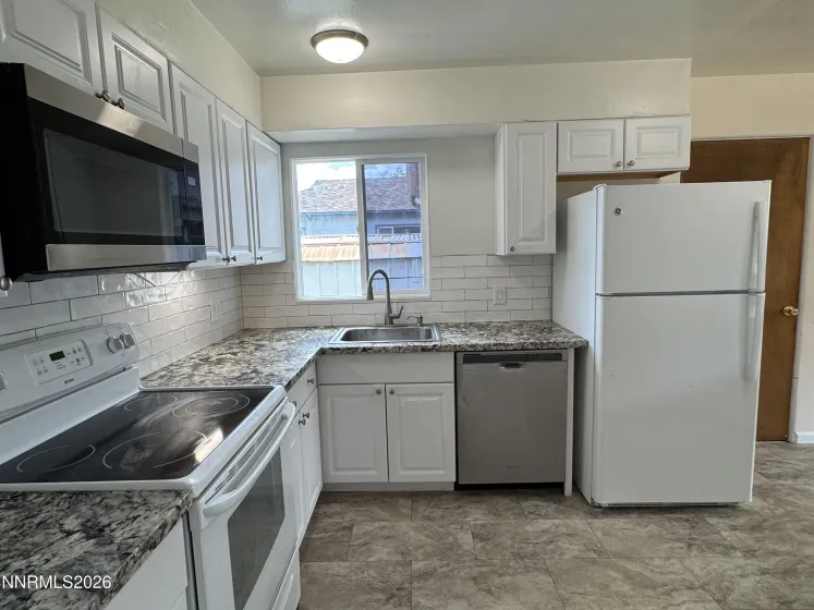 1190 Grand Canyon, Reno, Nevada 89502, 3 Bedrooms Bedrooms, ,1 BathroomBathrooms,Residential,Residential,Grand Canyon,0,260009076