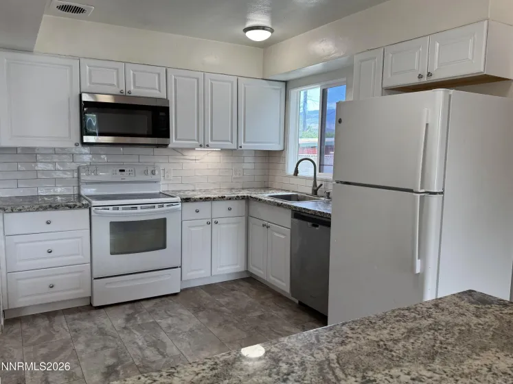 1190 Grand Canyon, Reno, Nevada 89502, 3 Bedrooms Bedrooms, ,1 BathroomBathrooms,Residential,Residential,Grand Canyon,0,260009076