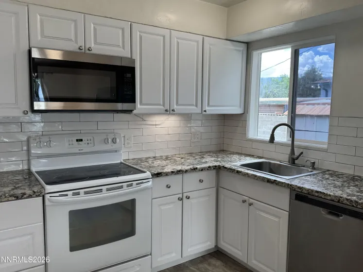 1190 Grand Canyon, Reno, Nevada 89502, 3 Bedrooms Bedrooms, ,1 BathroomBathrooms,Residential,Residential,Grand Canyon,0,260009076