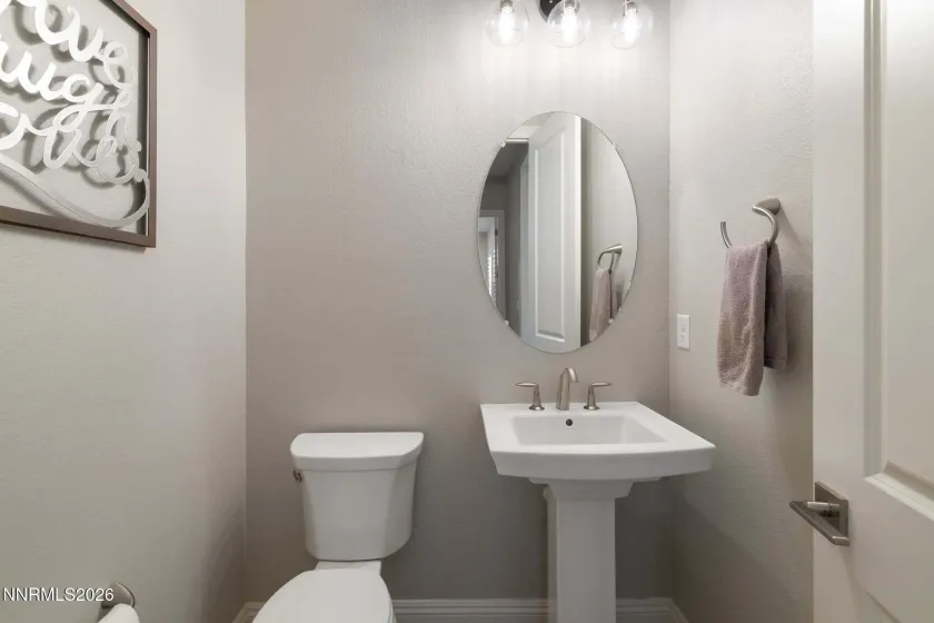 8937 Suncreek, Reno, Nevada 89523, 3 Bedrooms Bedrooms, ,4 BathroomsBathrooms,Residential,Residential,Suncreek,0,260009079