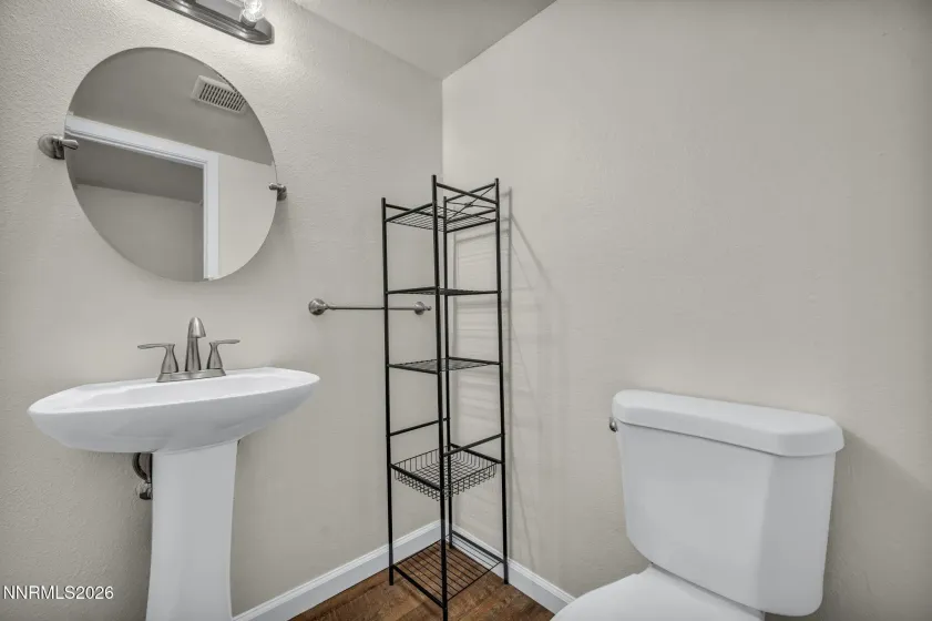 1810 Balboa, Reno, Nevada 89503, 2 Bedrooms Bedrooms, ,2 BathroomsBathrooms,Residential,Residential,Balboa,0,260009086