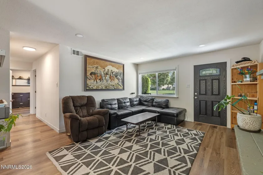 1841 1st, Sparks, Nevada 89431, 3 Bedrooms Bedrooms, ,1 BathroomBathrooms,Residential,Residential,1st,0,260009088