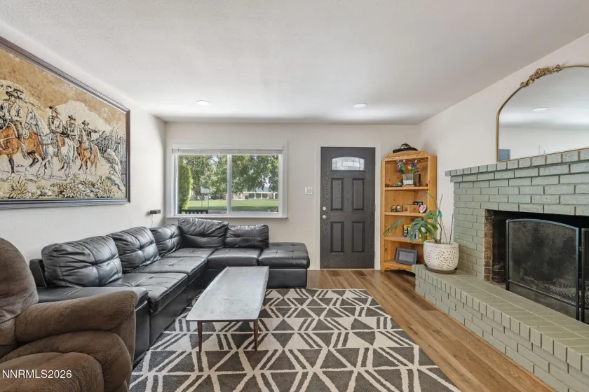 1841 1st, Sparks, Nevada 89431, 3 Bedrooms Bedrooms, ,1 BathroomBathrooms,Residential,Residential,1st,0,260009088