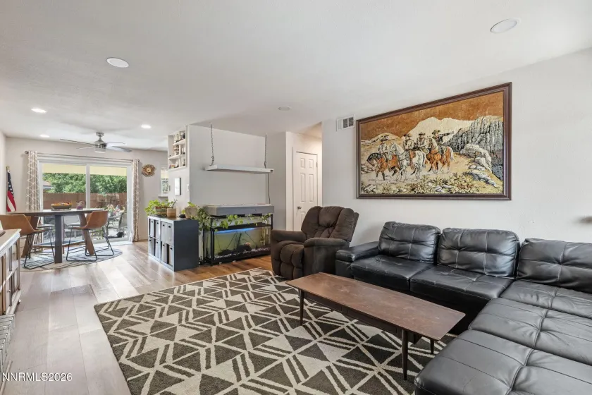 1841 1st, Sparks, Nevada 89431, 3 Bedrooms Bedrooms, ,1 BathroomBathrooms,Residential,Residential,1st,0,260009088