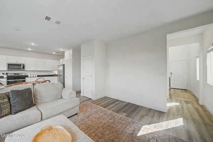 7563 Plump Jack, Reno, Nevada 89506, 3 Bedrooms Bedrooms, ,3 BathroomsBathrooms,Residential,Residential,Plump Jack,0,260009090