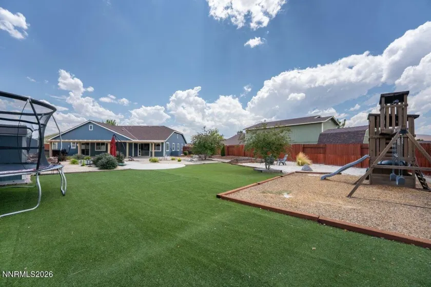 2298 Cygnus, Sparks, Nevada 89441, 4 Bedrooms Bedrooms, ,3 BathroomsBathrooms,Residential,Residential,Cygnus,0,260009092