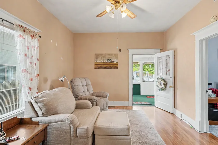 680 Douglas, Fallon, Nevada 89406, 3 Bedrooms Bedrooms, ,2 BathroomsBathrooms,Residential,Residential,Douglas,0,260009096