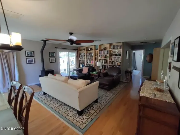 1025 Primrose, Reno, Nevada 89509, 3 Bedrooms Bedrooms, ,2 BathroomsBathrooms,Residential,Residential,Primrose,0,260009098