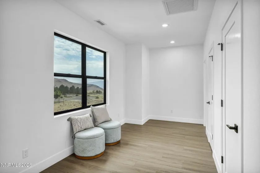 224 Earlham, Reno, Nevada 89511, 3 Bedrooms Bedrooms, ,4 BathroomsBathrooms,Residential,Residential,Earlham,0,260009101