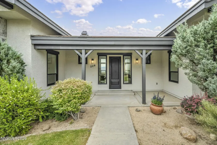 224 Earlham, Reno, Nevada 89511, 3 Bedrooms Bedrooms, ,4 BathroomsBathrooms,Residential,Residential,Earlham,0,260009101