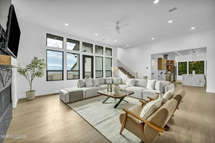 224 Earlham, Reno, Nevada 89511, 3 Bedrooms Bedrooms, ,4 BathroomsBathrooms,Residential,Residential,Earlham,0,260009101