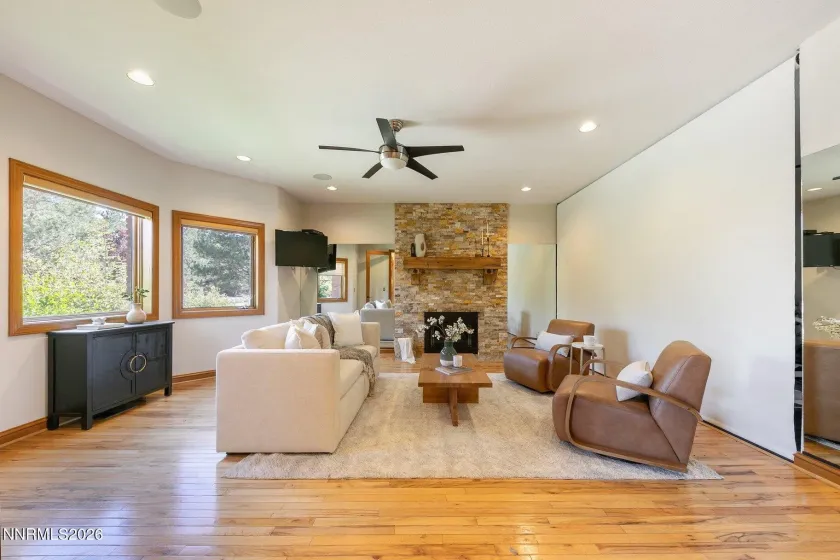 55 Hidden Lake, Reno, Nevada 89521, 6 Bedrooms Bedrooms, ,8 BathroomsBathrooms,Residential,Residential,Hidden Lake,0,260009103