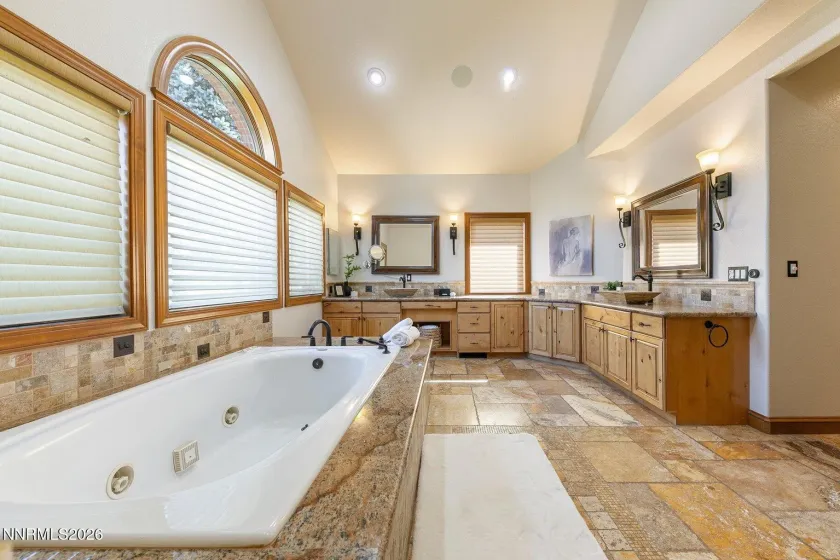 55 Hidden Lake, Reno, Nevada 89521, 6 Bedrooms Bedrooms, ,8 BathroomsBathrooms,Residential,Residential,Hidden Lake,0,260009103