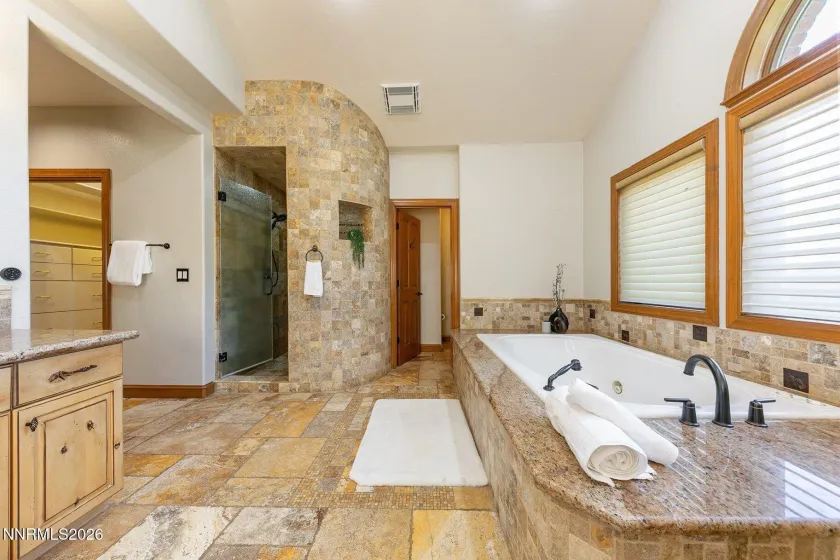 55 Hidden Lake, Reno, Nevada 89521, 6 Bedrooms Bedrooms, ,8 BathroomsBathrooms,Residential,Residential,Hidden Lake,0,260009103