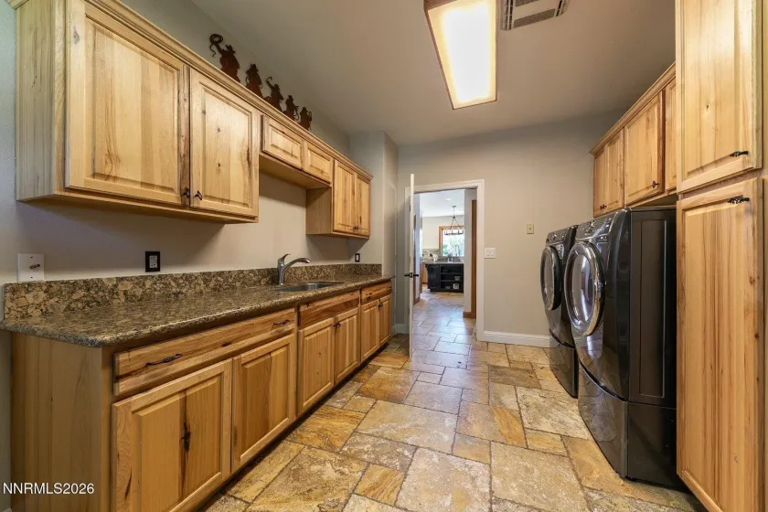 55 Hidden Lake, Reno, Nevada 89521, 6 Bedrooms Bedrooms, ,8 BathroomsBathrooms,Residential,Residential,Hidden Lake,0,260009103