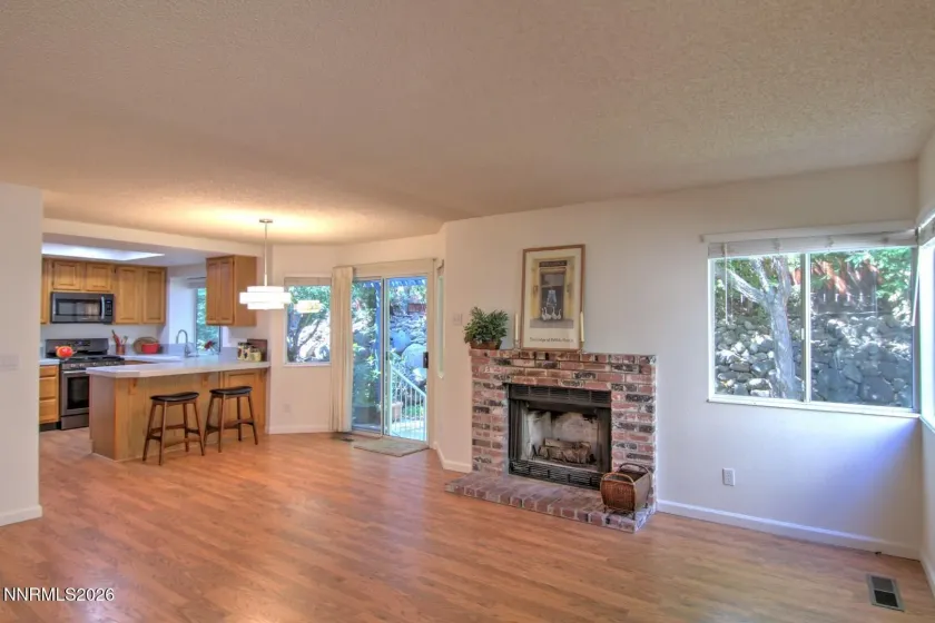 995 Leah, Reno, Nevada 89511, 4 Bedrooms Bedrooms, ,3 BathroomsBathrooms,Residential,Residential,Leah,0,260009082
