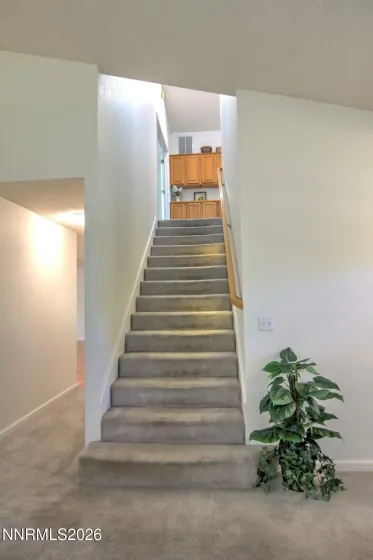 995 Leah, Reno, Nevada 89511, 4 Bedrooms Bedrooms, ,3 BathroomsBathrooms,Residential,Residential,Leah,0,260009082