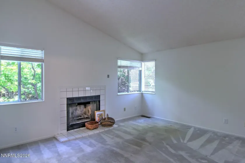 995 Leah, Reno, Nevada 89511, 4 Bedrooms Bedrooms, ,3 BathroomsBathrooms,Residential,Residential,Leah,0,260009082