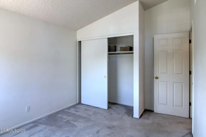 995 Leah, Reno, Nevada 89511, 4 Bedrooms Bedrooms, ,3 BathroomsBathrooms,Residential,Residential,Leah,0,260009082