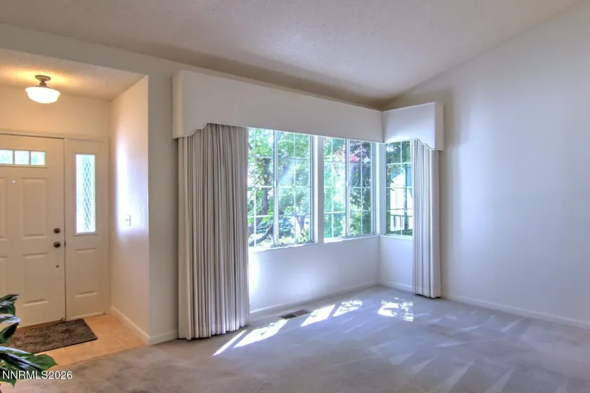 995 Leah, Reno, Nevada 89511, 4 Bedrooms Bedrooms, ,3 BathroomsBathrooms,Residential,Residential,Leah,0,260009082